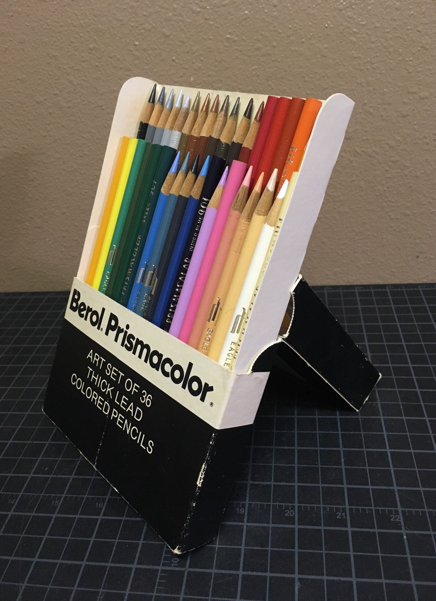 Vintage Berol Prismacolors from the 1990's, Swatching