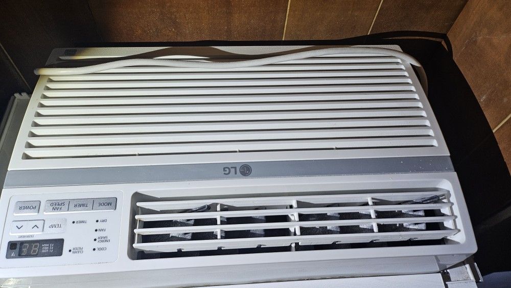 AC Unit 8000 BTU
