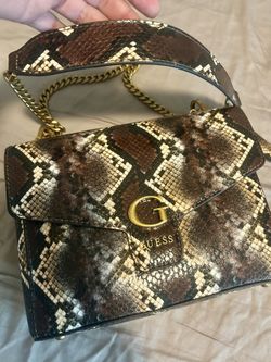 Guess Print Puurrrsssseeee