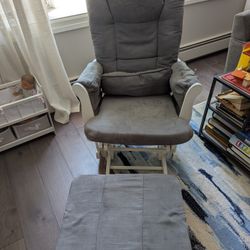 Rocking Chair Great Condition