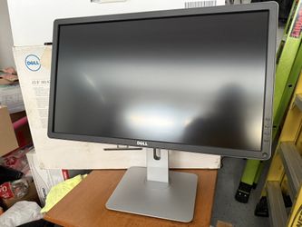 DELL 24" Color Monitor > Like NEW