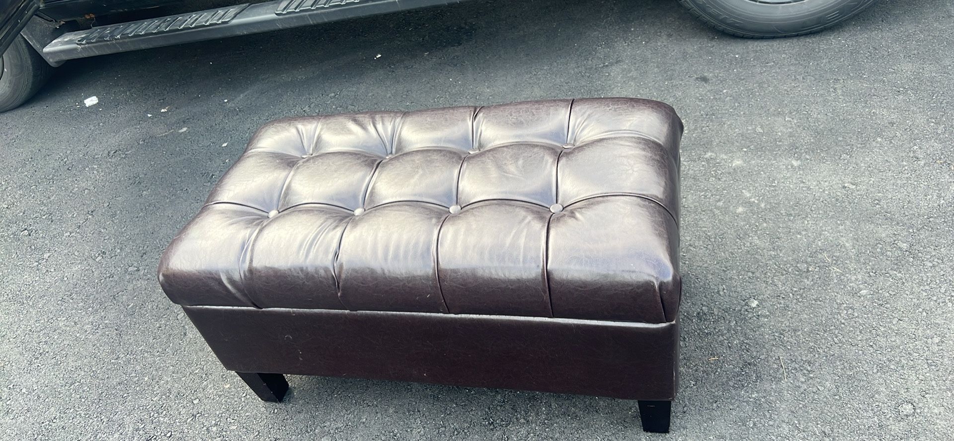 37”wx30”dx30”h real leather storage ottoman