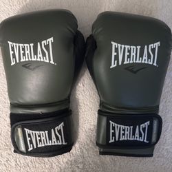 Man Boxing Gloves 