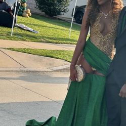 Prom/formal Gown