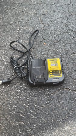 Dewalt DCB112 12v/20v charger