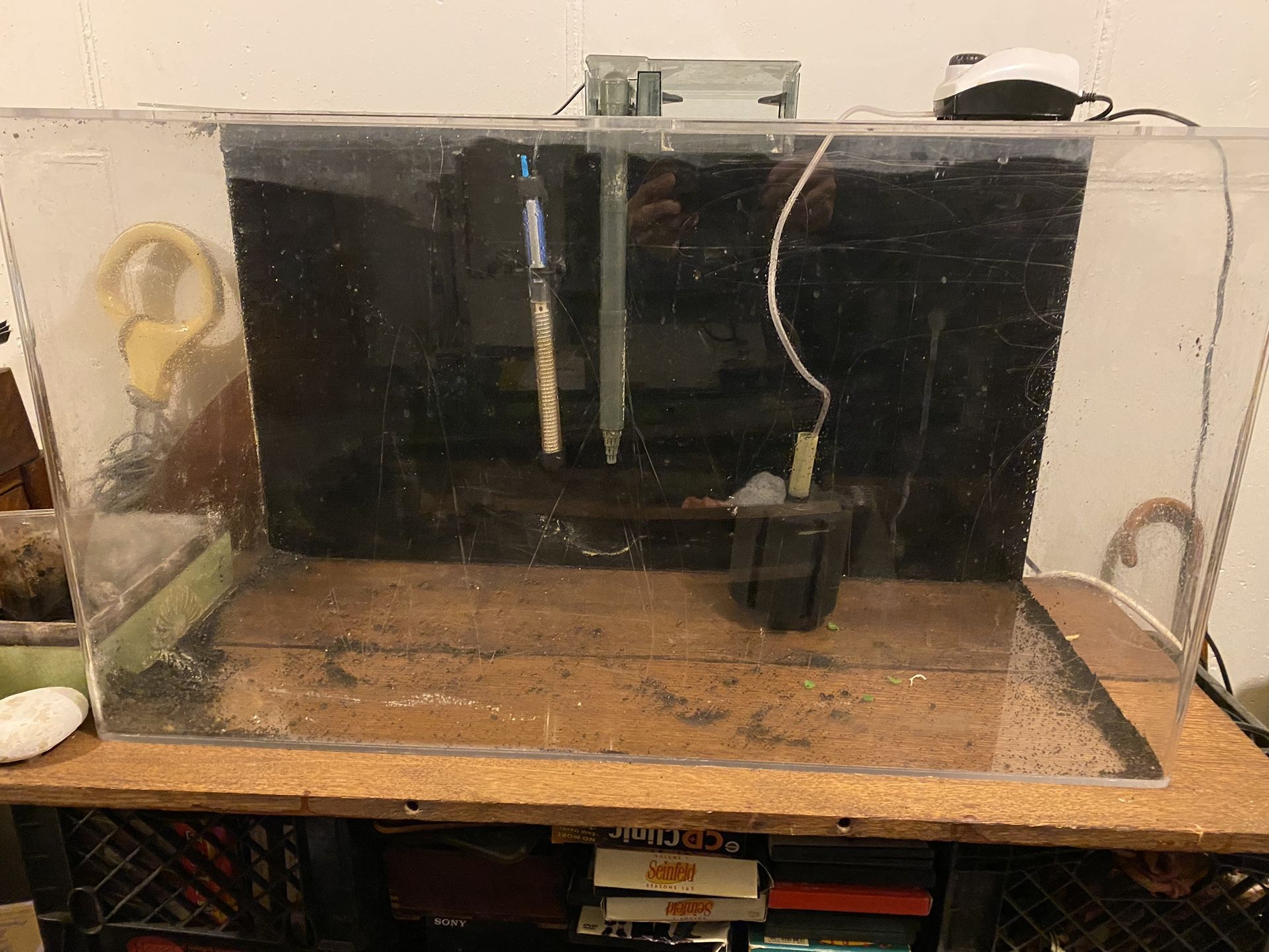 46 Gallon Plexiglass Fish Tank