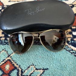 Ray-Ban sunglasses with case