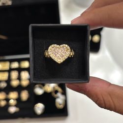 Gold Heart Stone Ring 