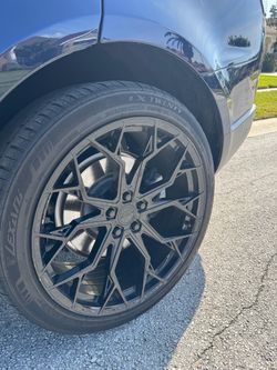 Stance Wheels with 305/35R22 Lexani LX-Twenty Tires