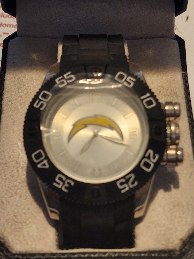 LOS ANGELES CHARGERS HIGH QUALITY BEAST WATCH OLD STOCK MAY NEED BATTERY