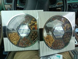 Deluxe snack mix