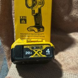 Dewalt 20v Max  LED Work Light And Battery 20v 4AH