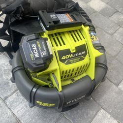 Ryobi RY40440 40 Volt 145 MPH 625 CFM Cordless Brushless Variable Speed ​​Backpack Leaf Blower with Lithium-Ion Battery and Charging Kit