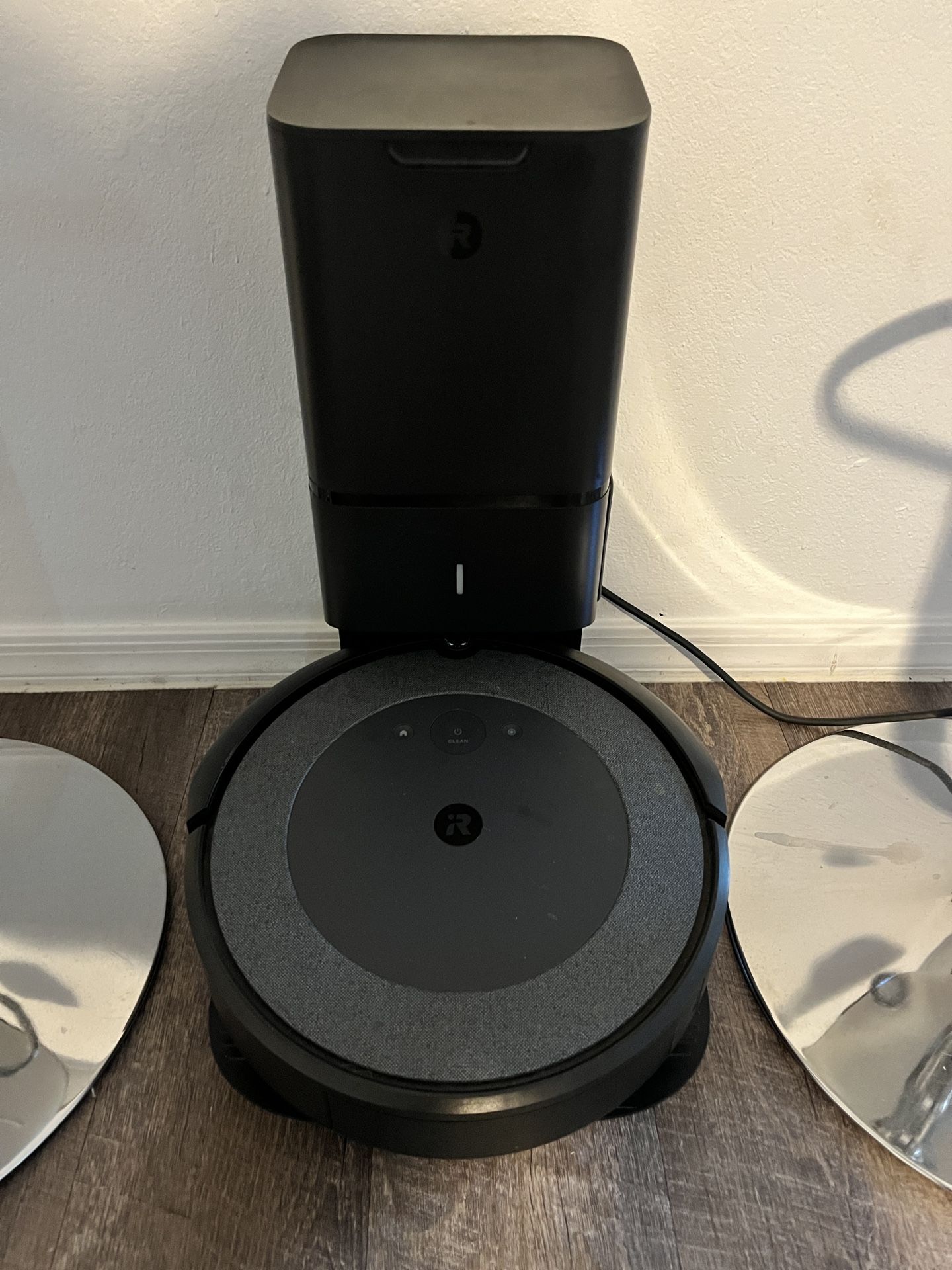 iRobot Roomba i3