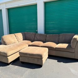 Gorgeous Tufted Sectional Sofa with Ottoman - Delivery Available!