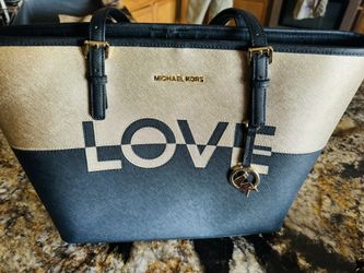 Michael Kors love purse