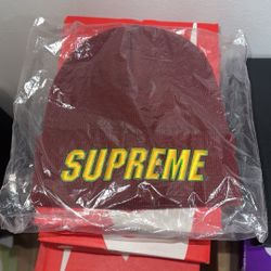 Supreme Slant Beanie Burgundy🧢 