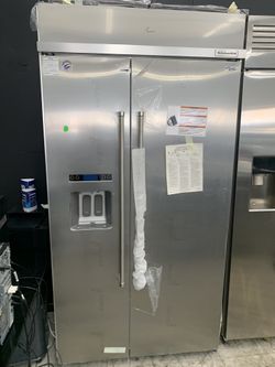 Kitchen aid 42” built in refrigerator in stainless steel new open box