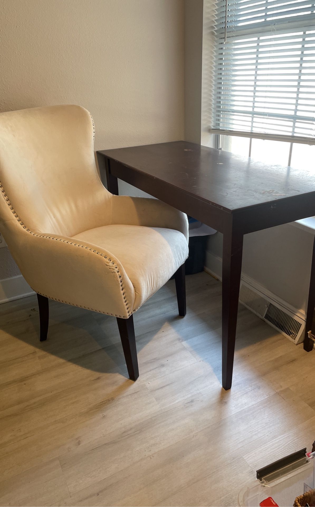 Large Desk With Cream Tuft Chair