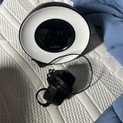 LA CROSSE TECHNOLOGY ALARM CLOCK