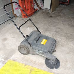 Walk Behind Sweeper - Manual