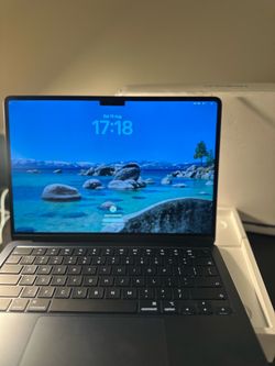 APPLE MACBOOK LAPTOP NEW