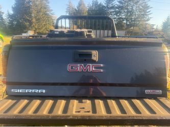 2016 gmc sierra tailgate. Metallic gray