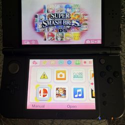 Nintendo 3ds xl with 8 games