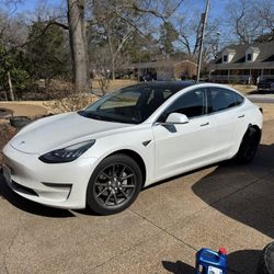 Tesla 2020 Model 3