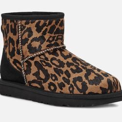 Ugg Leopard Boots Size 9