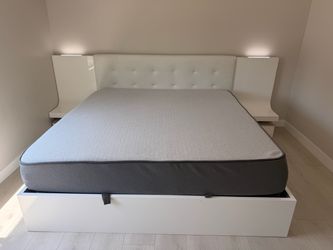 Bed + mattress