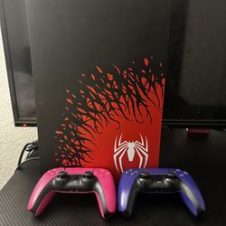 PS5 Bundle – 2 Controllers + 1TB SSD + Case