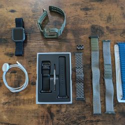 Apple Watch 6 - 44mm With Tons Of Extras!