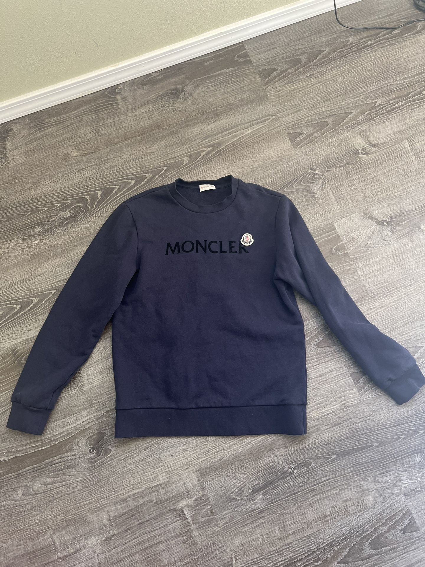 Moncler Crewneck Size Small