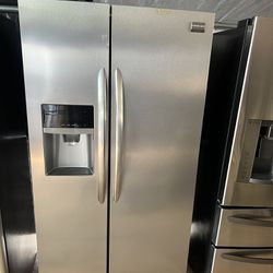 Frigidaire Stainless Steel   60 day warranty/ Located at:📍5415 Carmack Rd Tampa Fl 33610📍 
