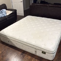 King Airloom Hyrbid Mattress
