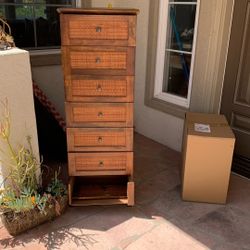 7 Drawer Wood Dresser With Broken Bottom Drawer (20 OBO)