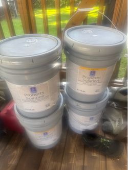 Bucket of paint white