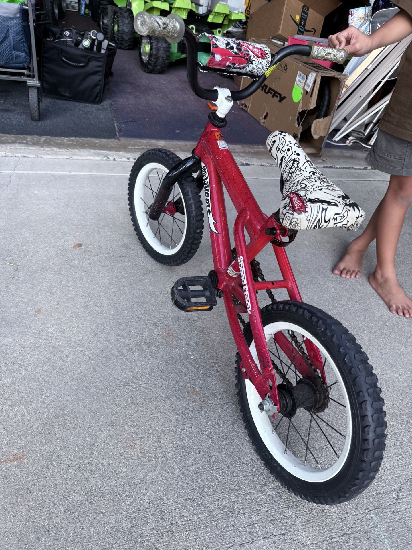 Kids Bike With Training Wheels $20
