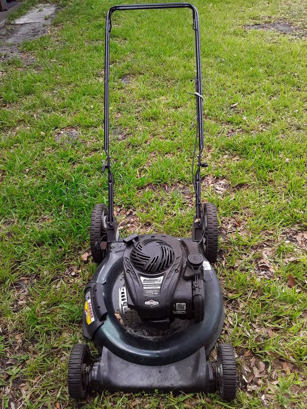 Bolens 140cc 21in Gas Push Lawn Mower with Briggs & Stratton Engine
