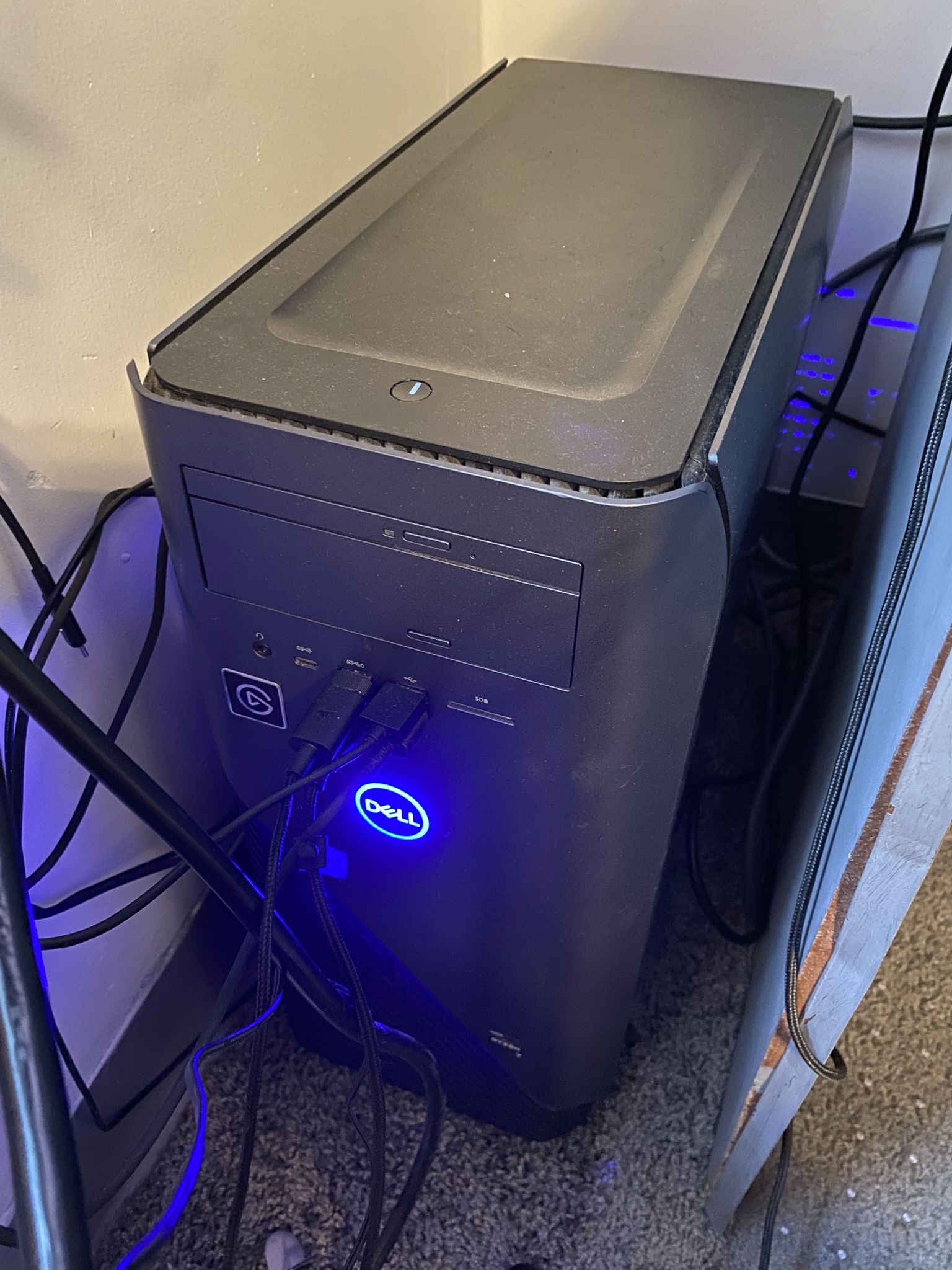 Gaming PC – Ryzen 5 – RTX 2060 – 16GB RAM – Built-In Elgato – Ready to Game & Stream