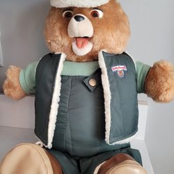 Vintage Teddy Ruxpin full Outfit & tape story talking bear. 
