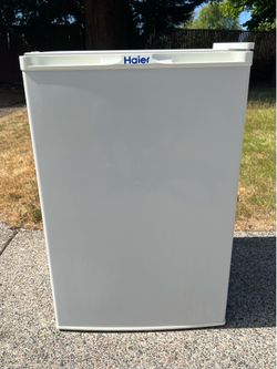 Haier Mini Refrigerator