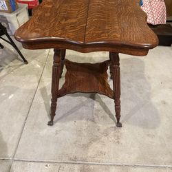 Vintage Antique Oak Victorian Parlor Table With Glass Ball Claw Feet 