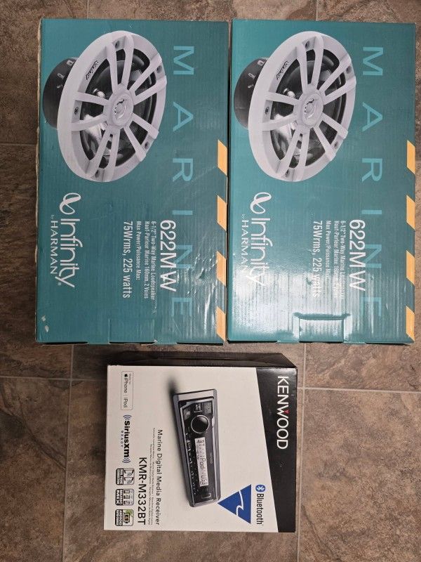 Kenwood Blue Tooth Marine Deck / Infinity 6.5 Speakers