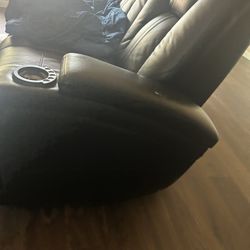 Dual Power Reclining Loveseat Leather