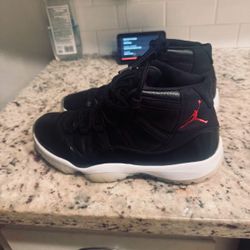 Jordan 11   72-10 🔥