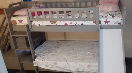 Bunk bed with stairs no mattresses