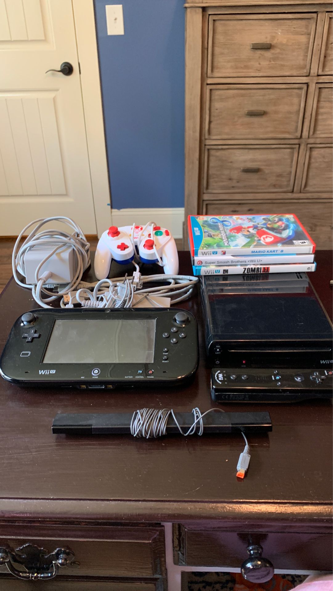 Wii U 32GB with Mario Kart 8 and Super Smash Brothers, accessories