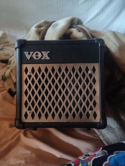Vox mini 5 Rhythm guitar amp (multi effects)